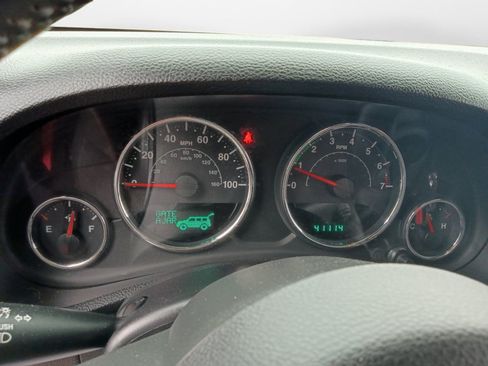 Used 2013 Jeep Wrangler Sport w/ Connectivity Group AWD/4WD image 14