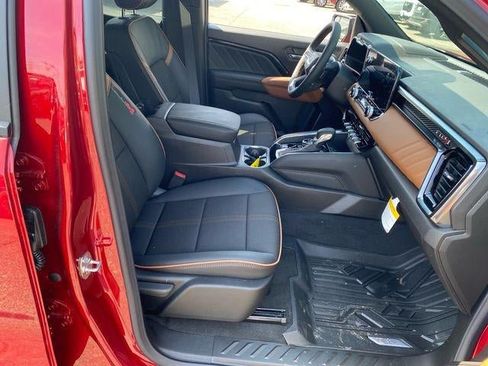 New 2026 GMC Canyon AT4 w/ Nightfall Edition AWD/4WD image 23