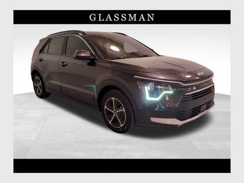 Certified 2023 Kia Niro EX image 1