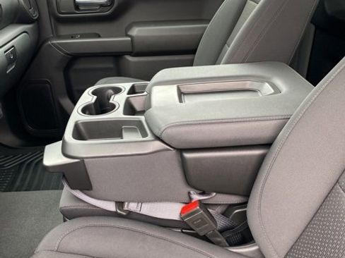 Used 2024 GMC Sierra 1500 Pro w/ Pro Value Package image 15