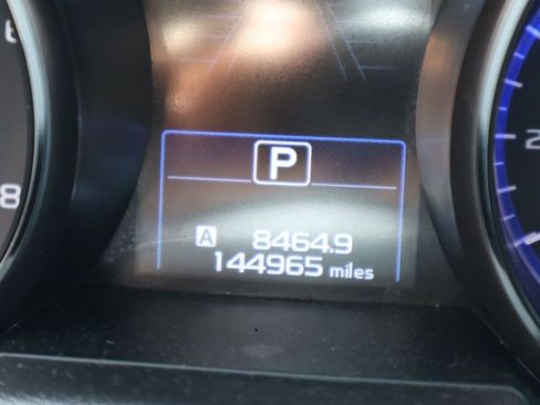 Used 2016 Subaru Outback 3.6R Limited AWD/4WD image 12