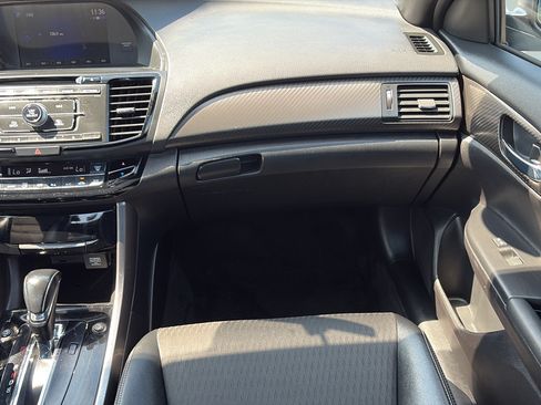 Used 2016 Honda Accord Sport image 12