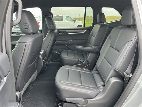 New 2025 GMC Acadia Elevation w/ Elevation Premium Package image 25