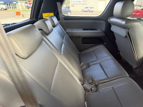 Used 2011 Toyota Sequoia Platinum AWD/4WD image 6