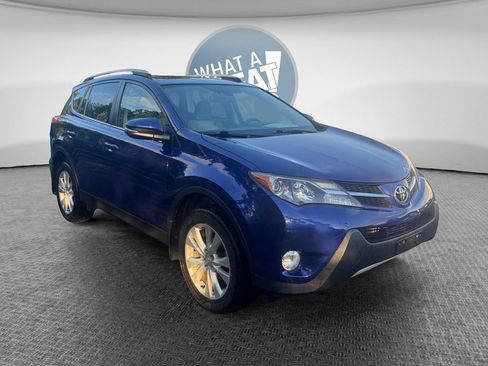 Used 2014 Toyota RAV4 Limited w/ Technology Package AWD/4WD image 1