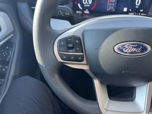 Used 2026 Ford Explorer Active RWD image 16