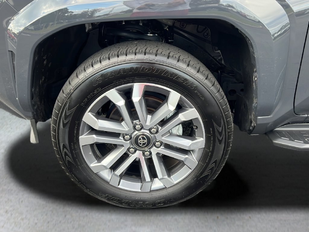 Used 2025 Toyota 4Runner Limited RWD image 27