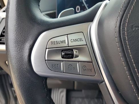 Used 2024 BMW X7 xDrive40i AWD/4WD image 18