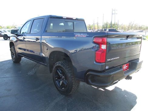 Used 2021 Chevrolet Silverado 1500 LT Trail Boss w/ Convenience Package II image 7