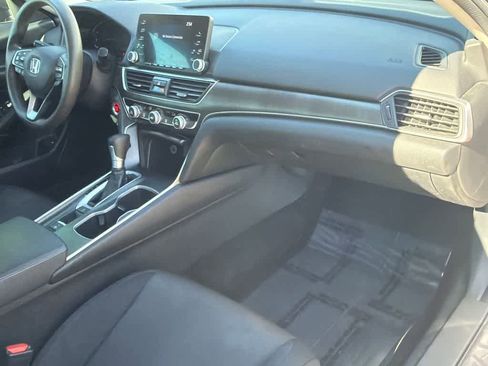 Used 2019 Honda Accord LX image 13