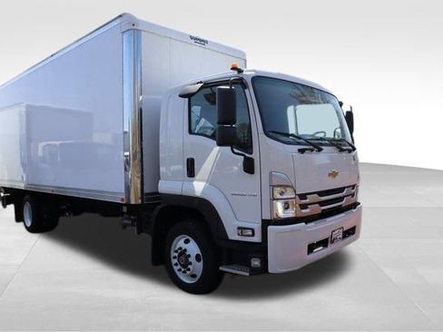 New 2024 Chevrolet Low Cab Forward 6500XD image 11
