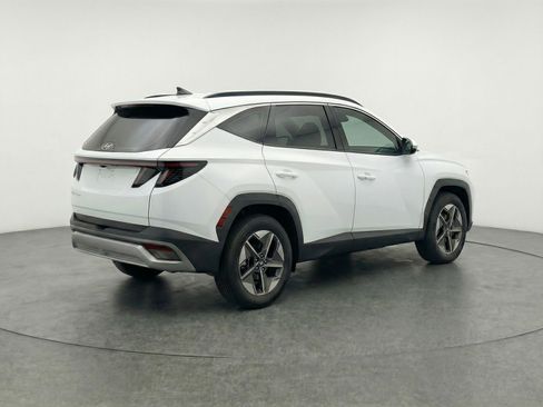 Used 2025 Hyundai Tucson SEL image 9