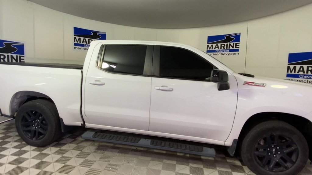 Used 2023 Chevrolet Silverado 1500 RST w/ Z71 Off-Road Package AWD/4WD image 3