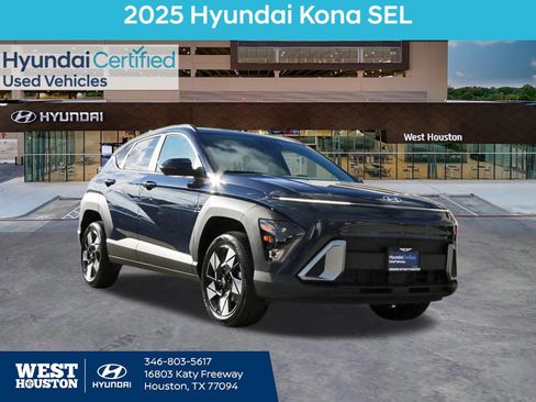 Certified 2025 Hyundai Kona SEL image 1