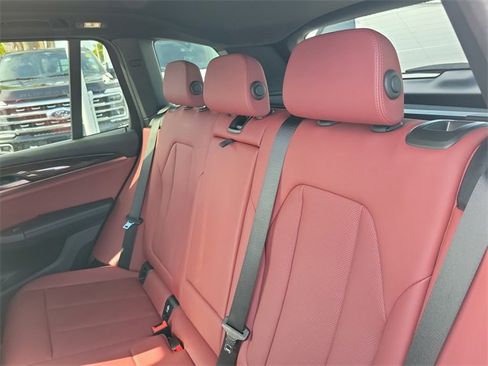 Used 2022 BMW X3 xDrive30i w/ Premium Package 2 image 8