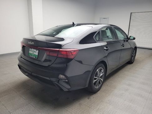 Used 2022 Kia Forte LXS FWD image 9