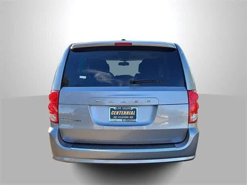 Used 2013 Dodge Grand Caravan SE image 7