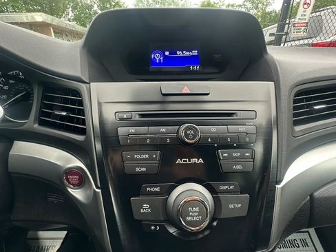 Used 2018 Acura ILX FWD image 12