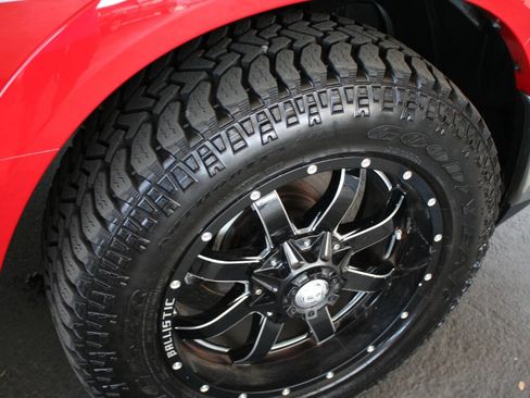 Used 2012 RAM 1500 Laramie w/ Protection Group image 30