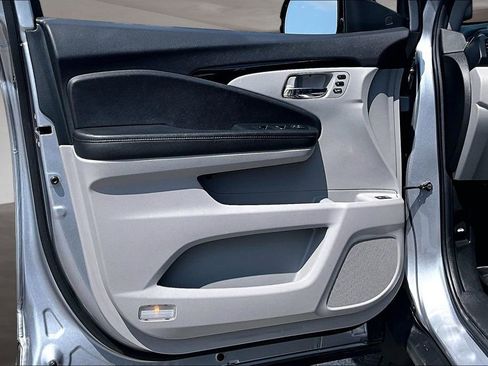 Certified 2022 Honda Pilot Elite image 20