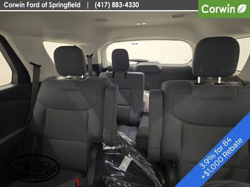 New 2026 Ford Explorer Active RWD image 24