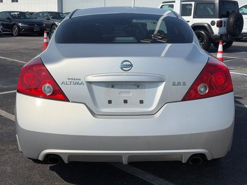 Used 2012 Nissan Altima 2.5 S w/ Convenience Pkg FWD image 3