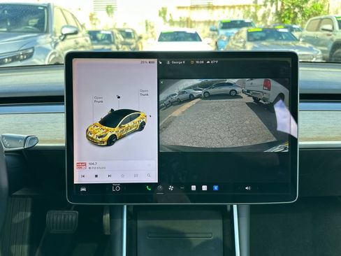 Used 2018 Tesla Model 3 Long Range RWD image 16