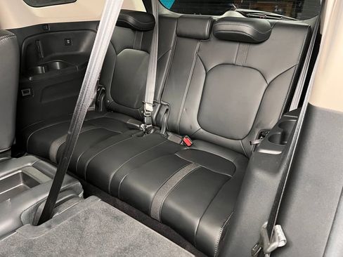 Used 2025 Honda Pilot EX-L image 21