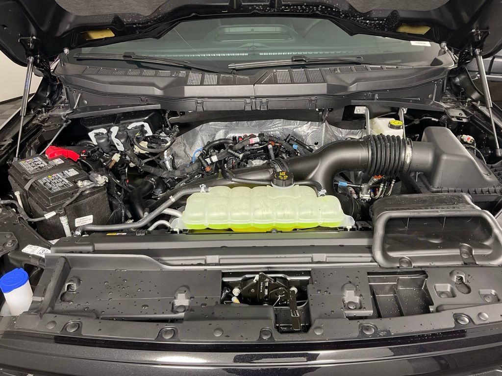 New 2026 Ford F150 XLT w/ Equipment Group 302A MID RWD image 9