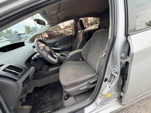 Used 2011 Toyota Prius Three FWD image 31