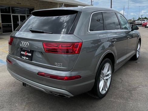 Used 2017 Audi Q7 3.0T Prestige AWD/4WD image 5