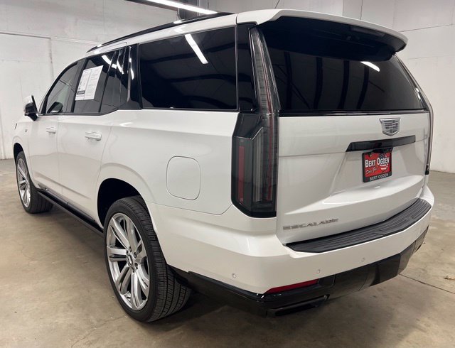 Used 2025 Cadillac Escalade Sport Platinum AWD/4WD image 4