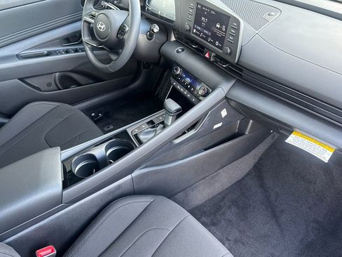 New 2026 Hyundai Elantra SEL Sport Premium FWD image 16