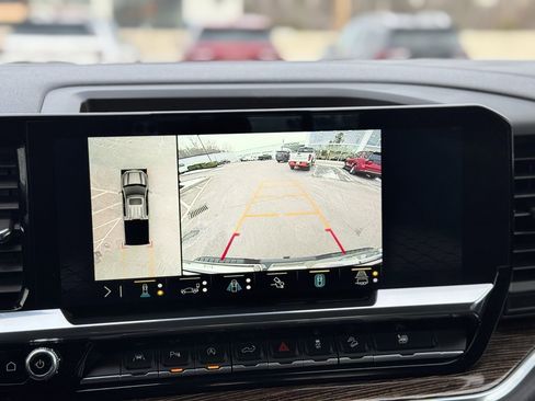 Used 2023 GMC Sierra 1500 Elevation w/ Elevation Premium Package image 19