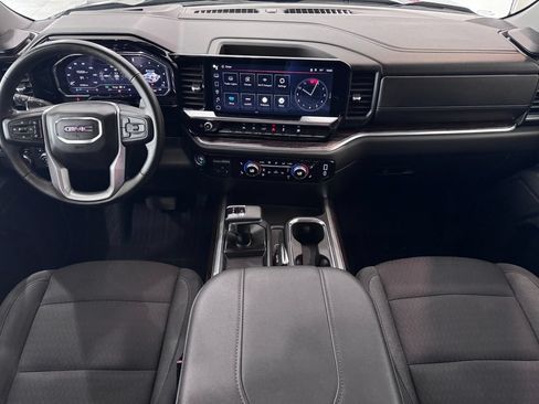 Certified 2024 GMC Sierra 1500 Elevation w/ LPO, Elevation Black Package AWD/4WD image 14