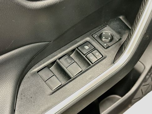 Used 2025 Toyota RAV4 LE AWD/4WD image 15