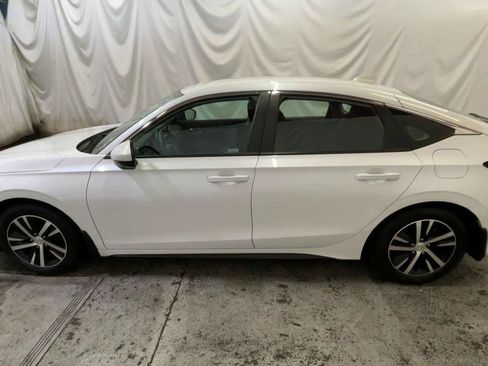 Used 2024 Honda Civic LX image 5