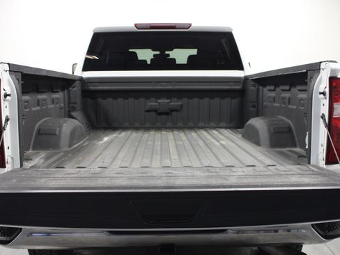Used 2022 Chevrolet Silverado 2500 LT AWD/4WD image 14
