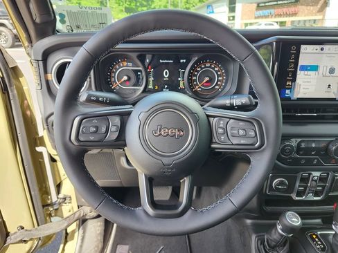 New 2026 Jeep Gladiator Sport AWD/4WD image 27