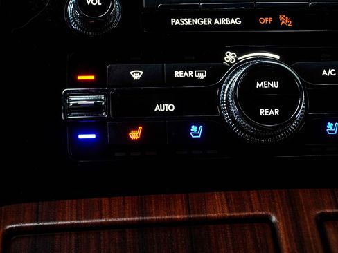 Used 2023 Lincoln Navigator Reserve AWD/4WD image 23