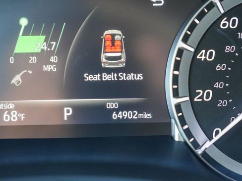 Used 2022 Toyota Highlander XLE image 28