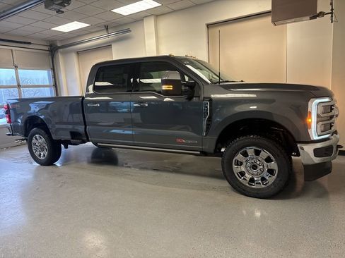 New 2026 Ford F350 Lariat w/ Lariat Ultimate Package AWD/4WD image 25