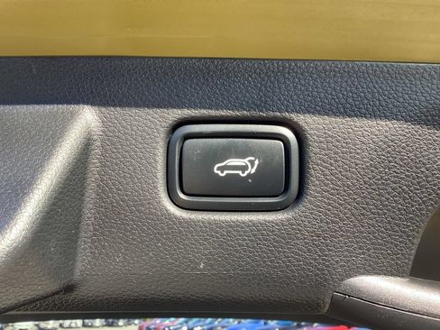 Certified 2024 Kia Seltos SX w/ SX Sunroof Package AWD/4WD image 12