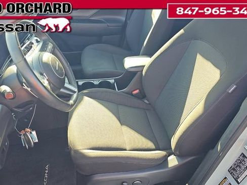 Used 2024 Hyundai Kona SEL FWD image 7