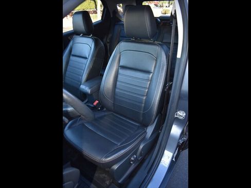 Used 2021 Ford EcoSport Titanium image 16