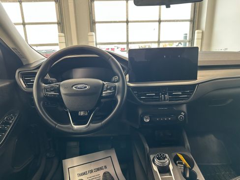 Used 2023 Ford Escape Active w/ Tech Pack #1 AWD/4WD image 16