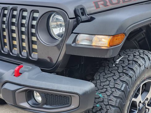 Used 2022 Jeep Wrangler Unlimited Rubicon AWD/4WD image 7