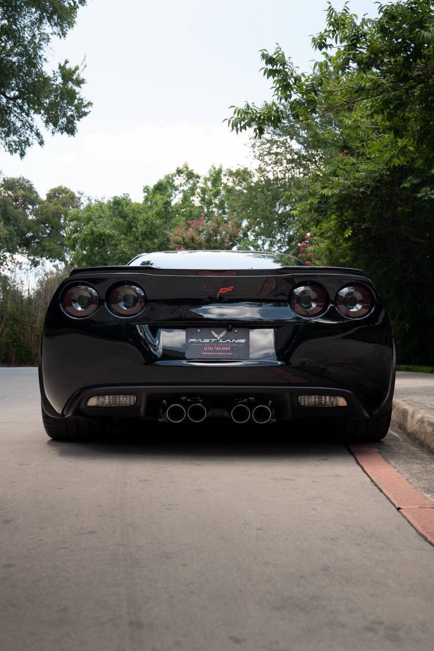 Used 2011 Chevrolet Corvette Z06 RWD image 36