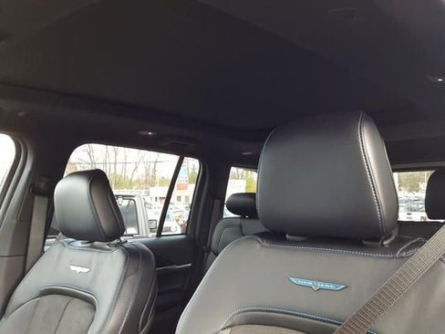 New 2024 Jeep Grand Cherokee Trailhawk image 10