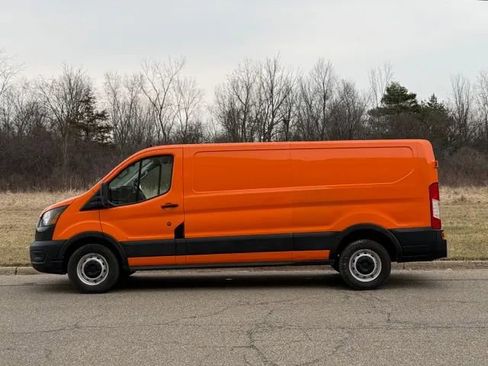 Used 2021 Ford Transit 150 Low Roof RWD image 7